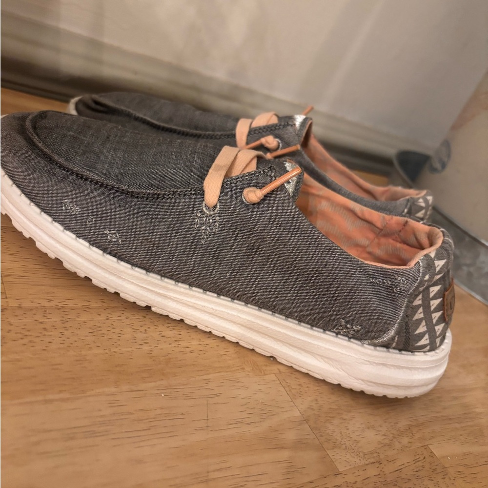 Hey Dude Wendy Gray Canvas Slip-On Loafters Size 9